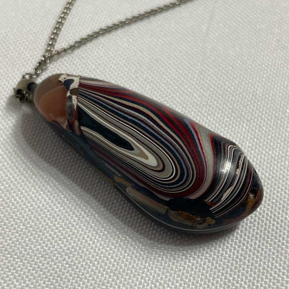 Unique clay pendant necklace & earring set great condition - Picture 9 of 9